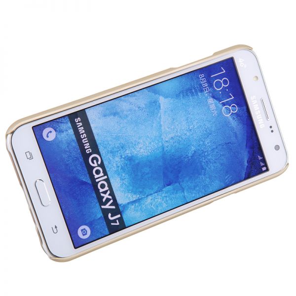 Накладка Nillkin Frosted Shield для Samsung Galaxy J7 Gold